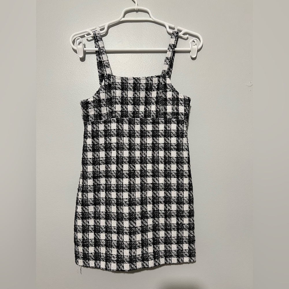 Black and White Sheath Dress with Square Neck